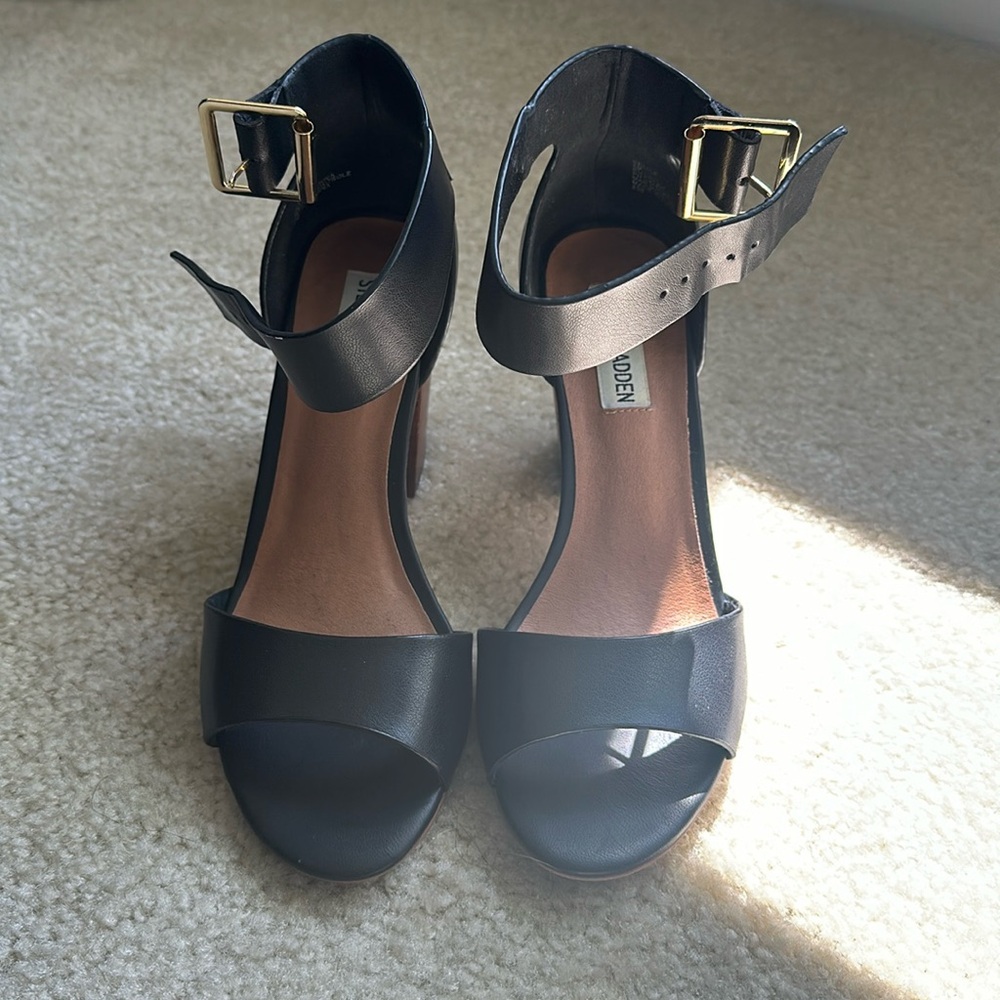 Steve Madden Belle heels size 8